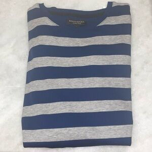 Banana Republic Luxury Touch Pullover size L